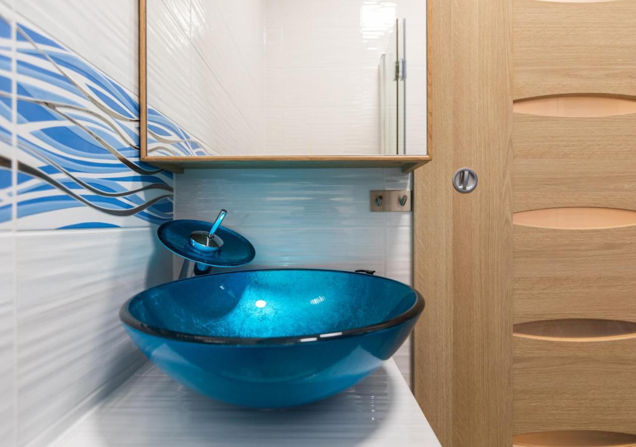 Blekitny Apartament Битом Екстериор снимка